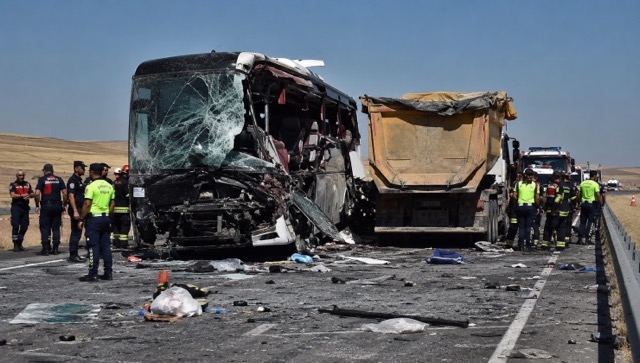 Trafik kazasında Gurbetçi Anne hayatını kaybetti 